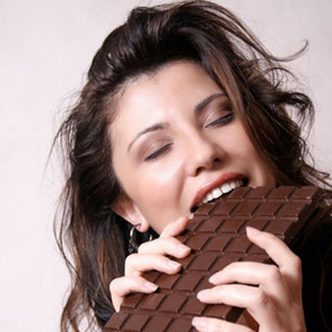 “Eu Enganei Milhões Dizendo Que Chocolate Emagrece”, Aqui Está Como: